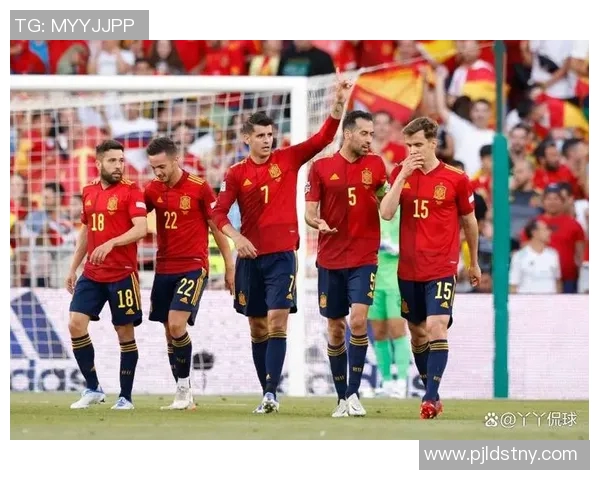 足球明星在赛场上的精彩瞬间定格与回顾，感受他们的激情与荣耀